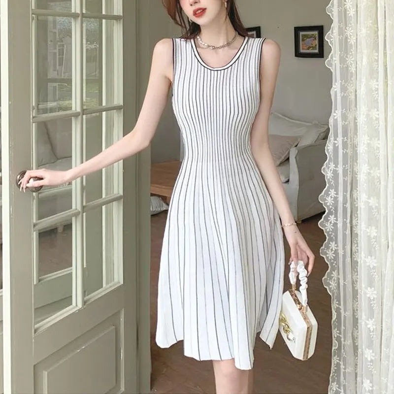 French Style Striped Midi Dress Female Clothing Sleeveless Summer Gentle A-Line Waist Basic Round Neck Elegant Knitted Dresses